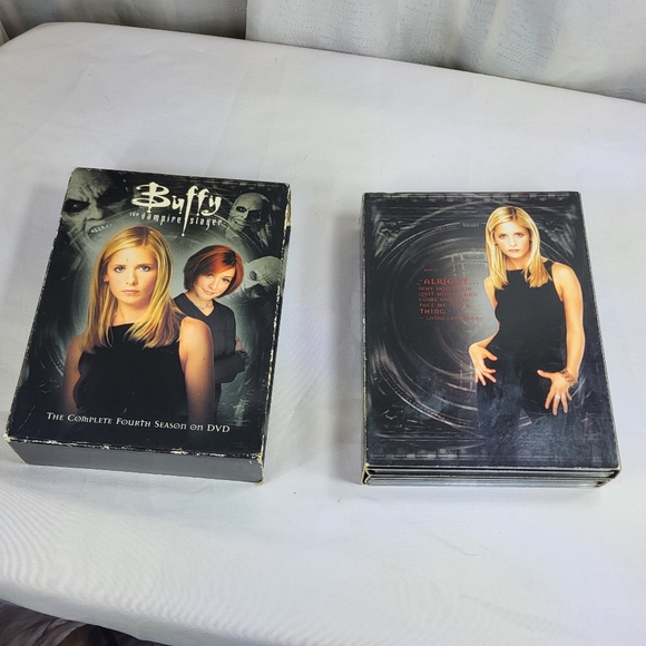 Buffy the Vampire Slayer Complete Fourth Season DVD Box Set TV Series - Picture 7 of 14
